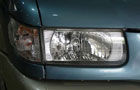 Chevrolet Tavera Neo LS B3 - 10 seats BSII HeadLight Pictures